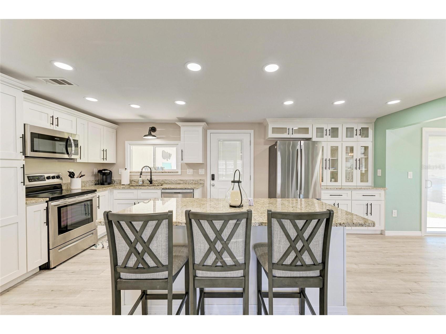 8 S Buena Vista Avenue Englewood FL 34223 A4692083 image12