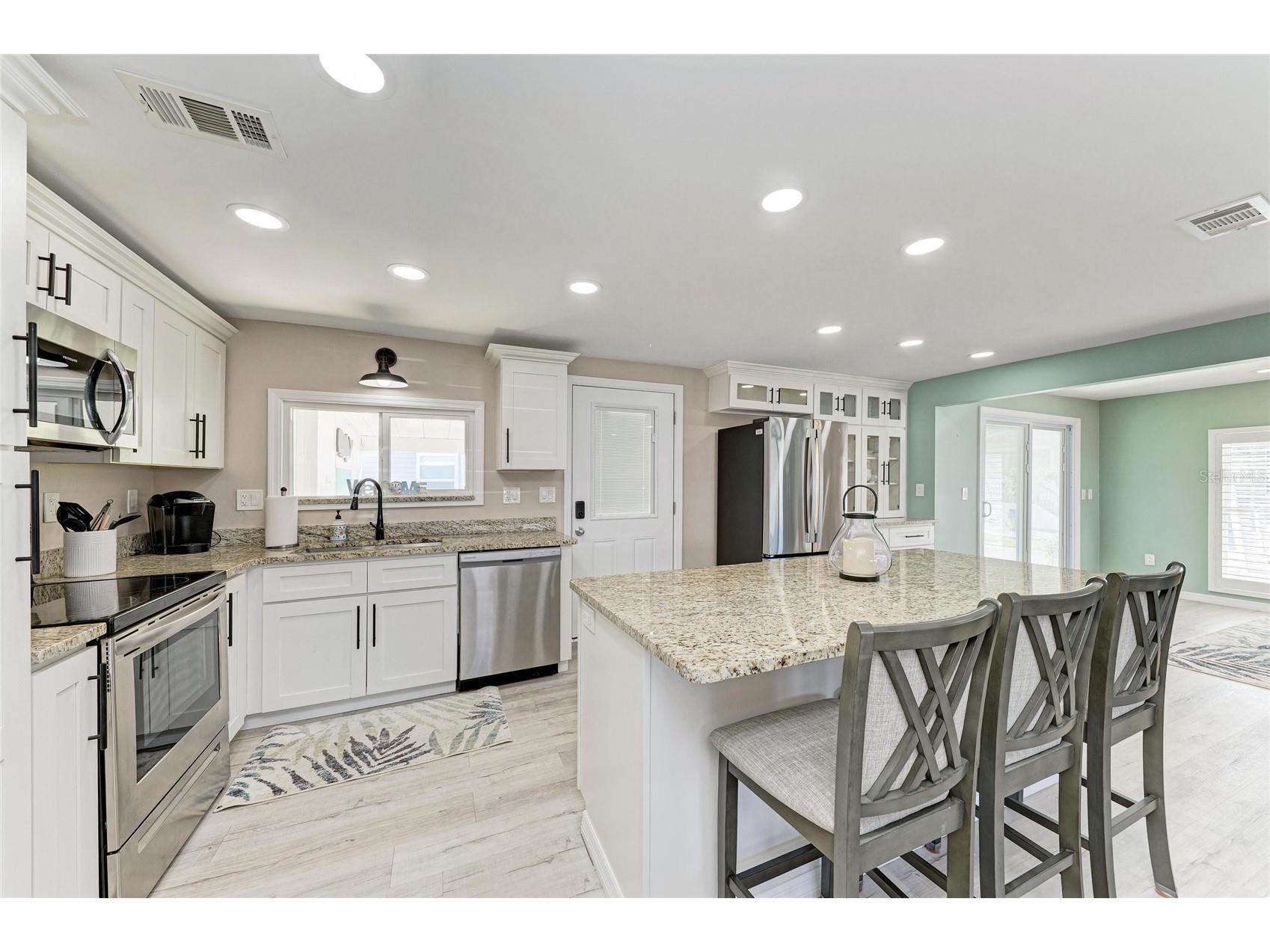 8 S Buena Vista Avenue Englewood FL 34223 A4692083 image13