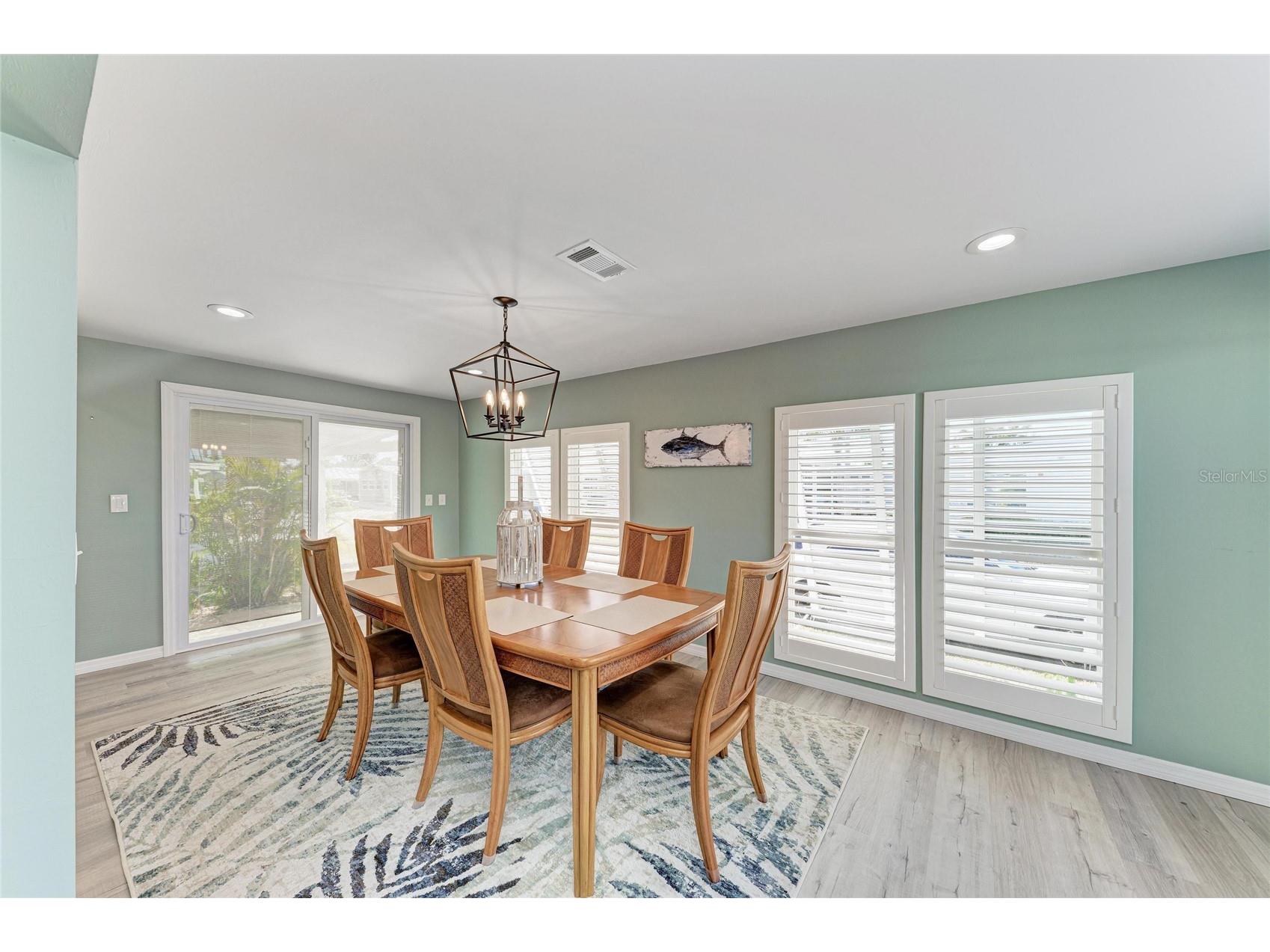 8 S Buena Vista Avenue Englewood FL 34223 A4692083 image22