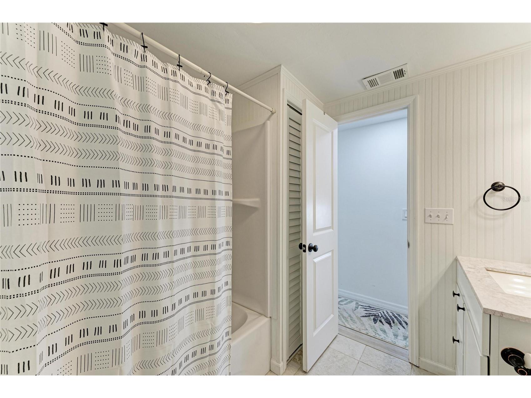 8 S Buena Vista Avenue Englewood FL 34223 A4692083 image30