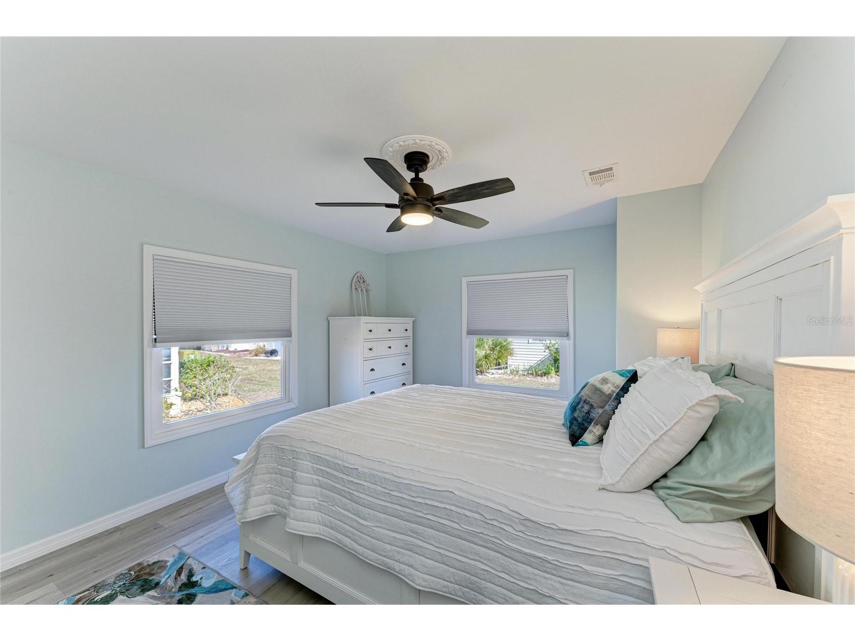 8 S Buena Vista Avenue Englewood FL 34223 A4692083 image32