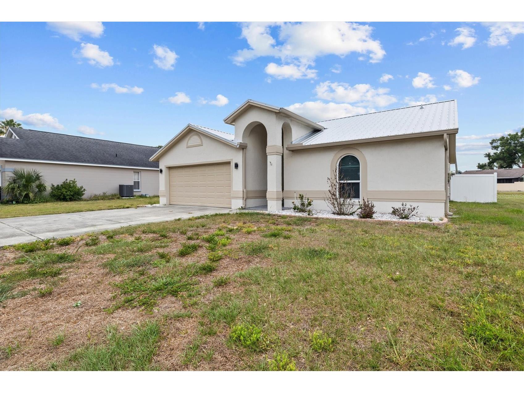 8 Saint Kitts Circle Winter Haven FL 33884 P4938707 image1