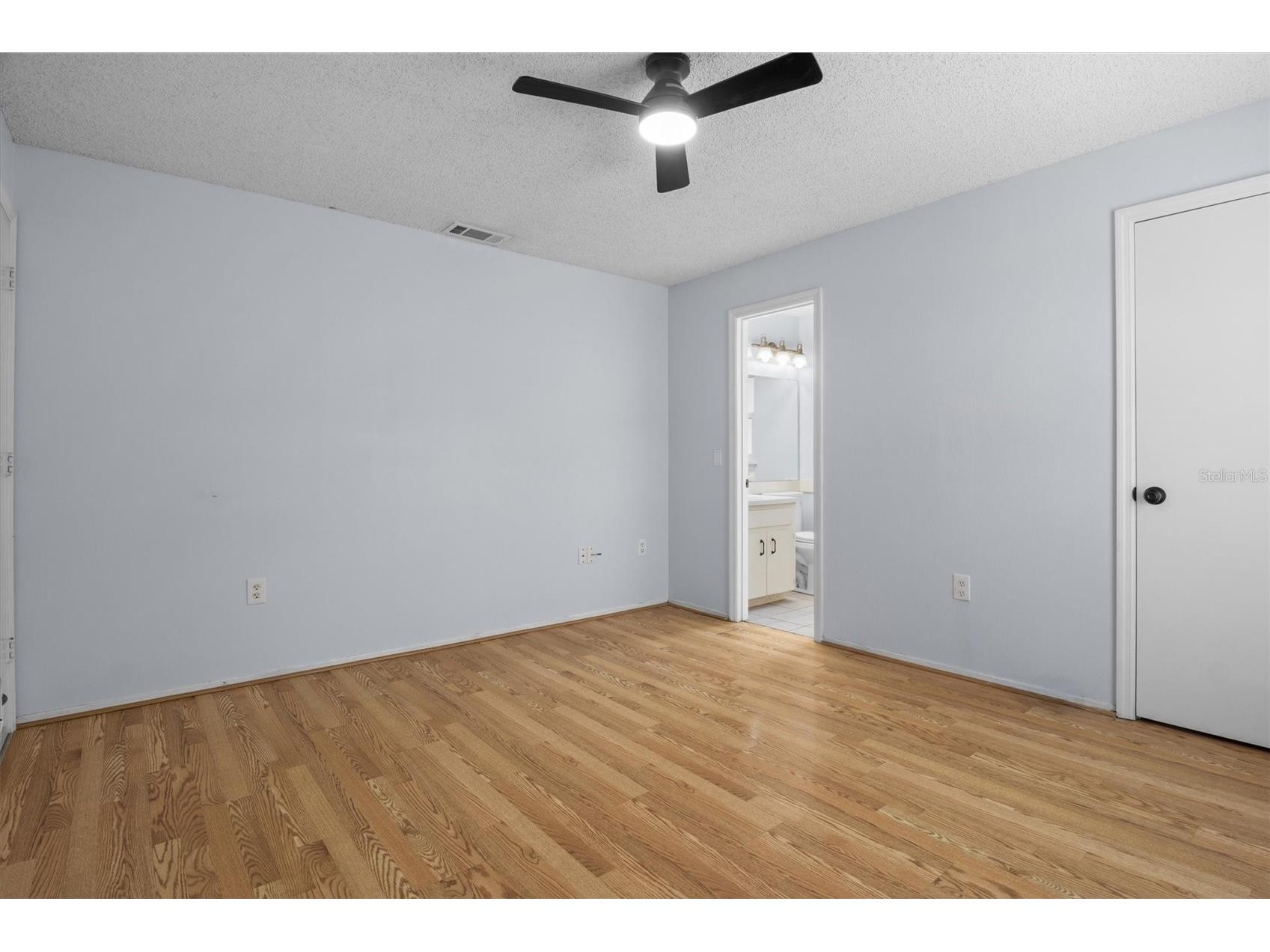 8 Saint Kitts Circle Winter Haven FL 33884 P4938707 image12