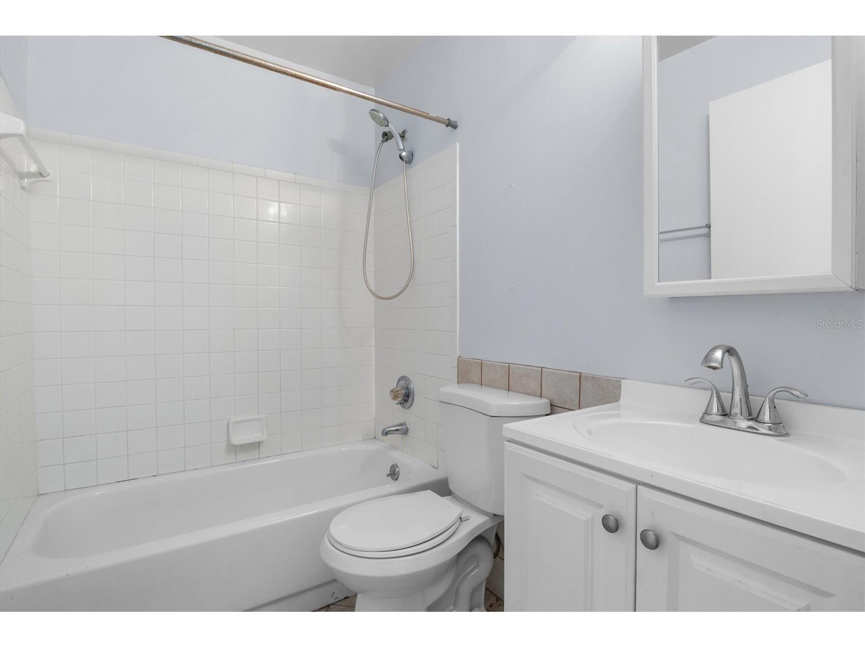 8 Saint Kitts Circle Winter Haven FL 33884 P4938707 image17