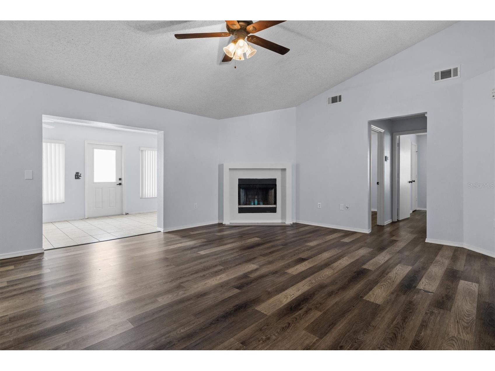 8 Saint Kitts Circle Winter Haven FL 33884 P4938707 image4