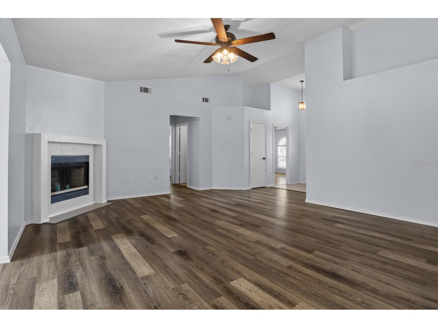 8 Saint Kitts Circle Winter Haven FL 33884 P4938707 image5