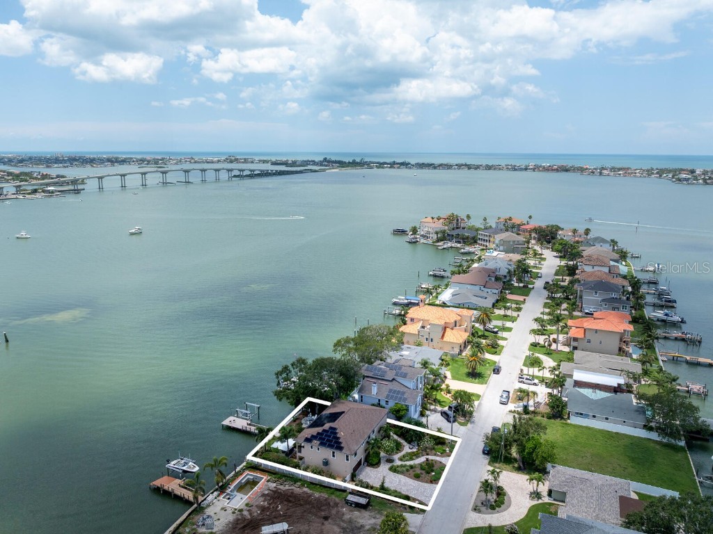 8 Sunset Bay Drive Belleair FL 33756 - INTRACOASTAL TB8401851 image1