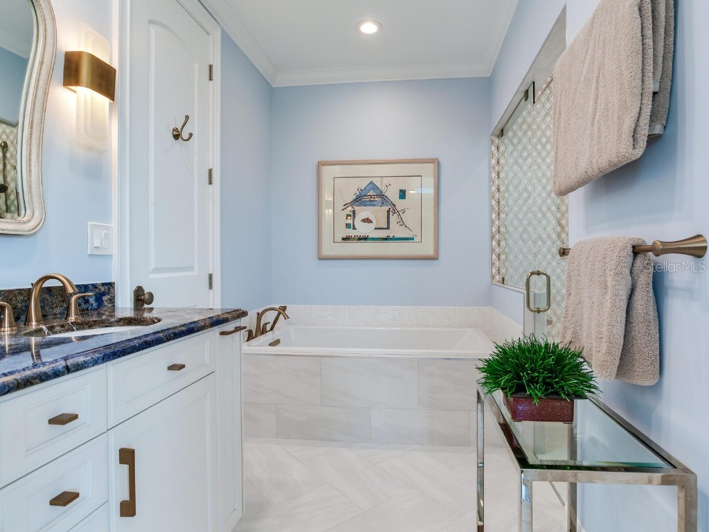 8 Sunset Bay Drive Belleair FL 33756 - INTRACOASTAL TB8401851 image32