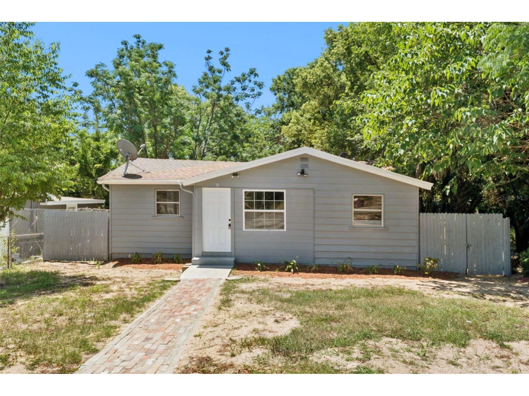 8 W Ella J Gilmore Street Apopka FL 32703 O6401762 image1