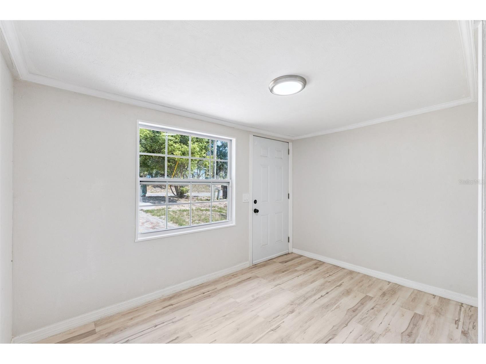 8 W Ella J Gilmore Street Apopka FL 32703 O6401762 image4