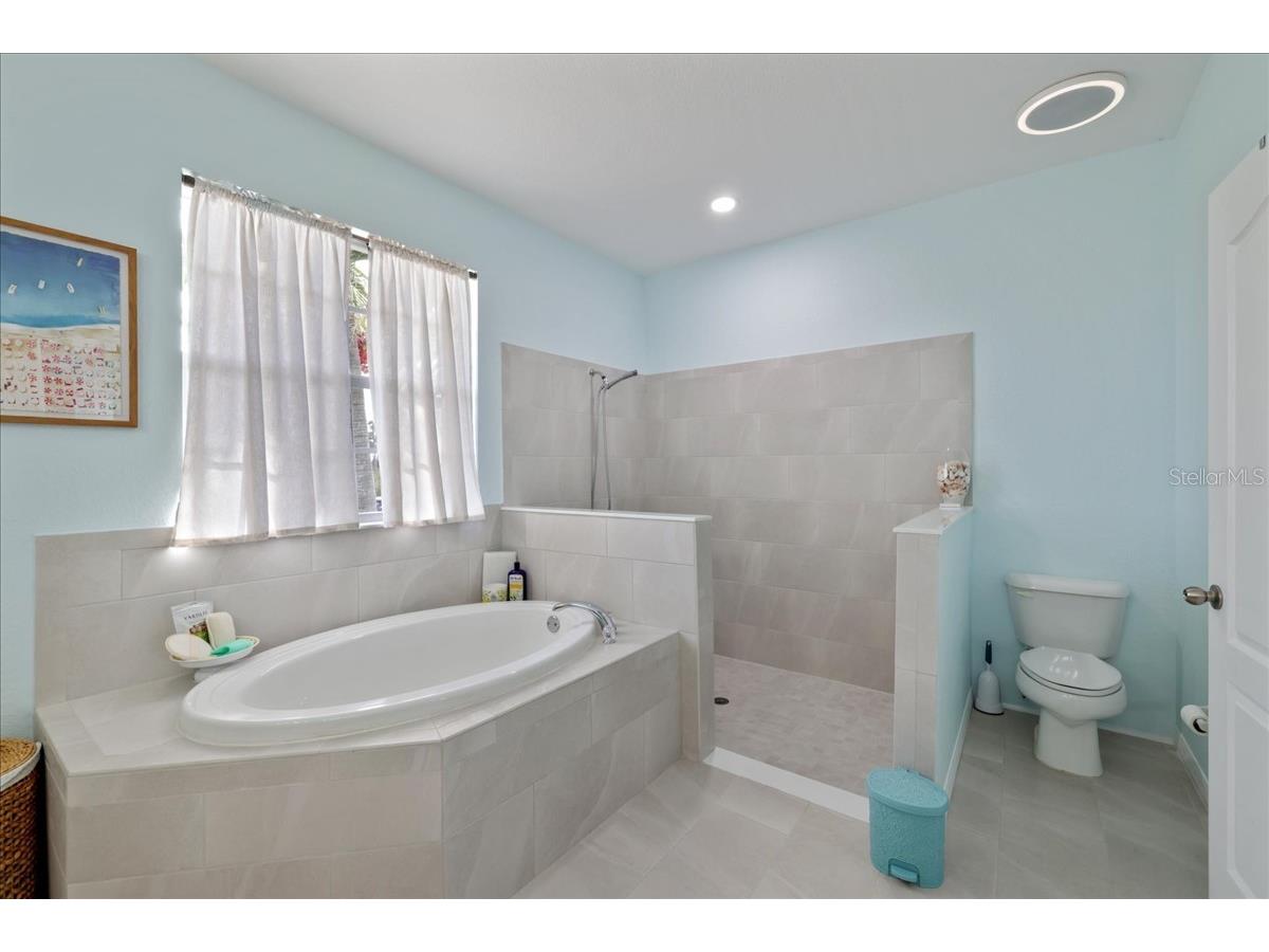 8 and 10 Abaft Place Placida FL 33946 A4676811 image18
