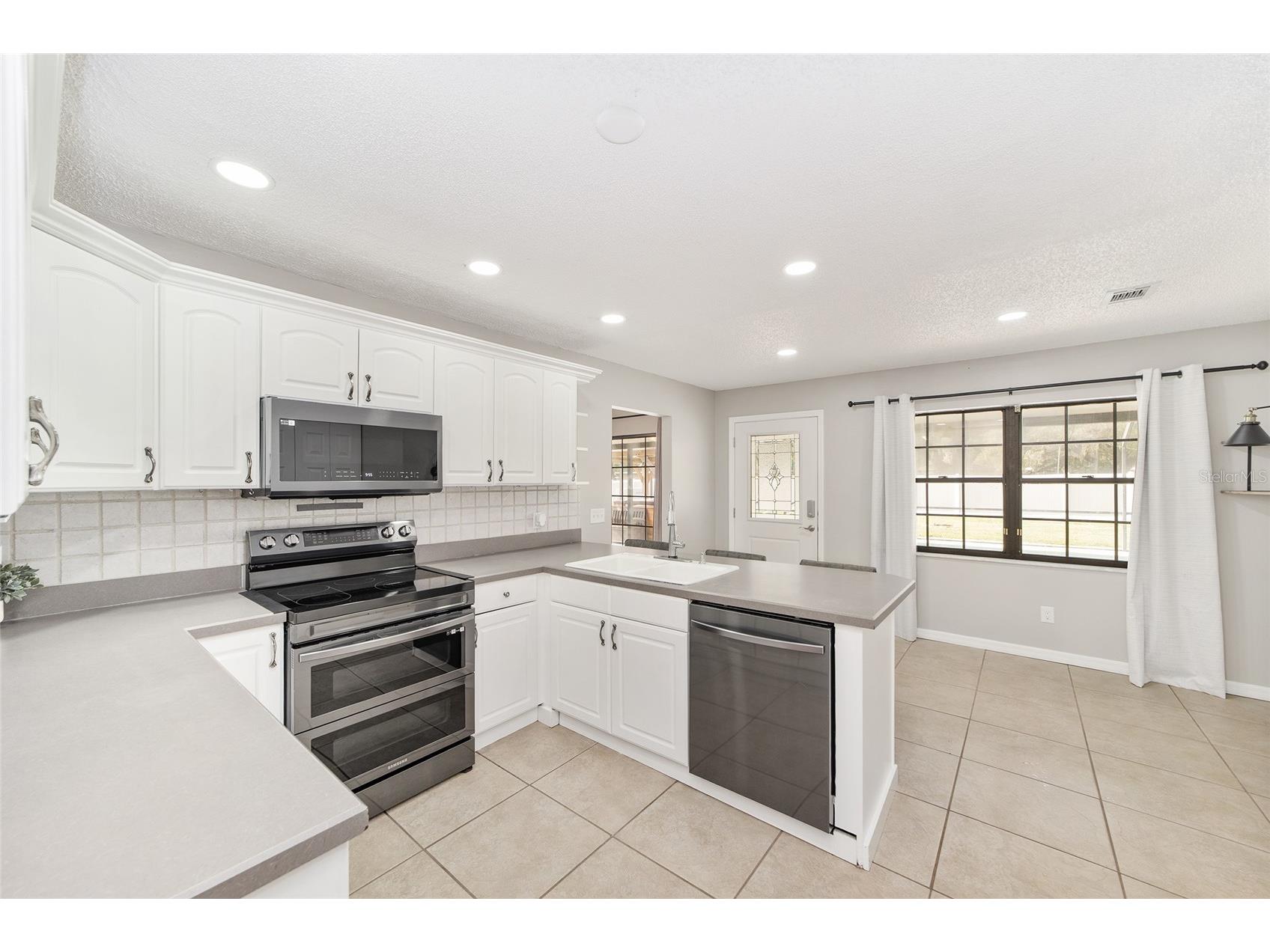 80 NE 62nd Street Ocala FL 34479 OM725445 image25