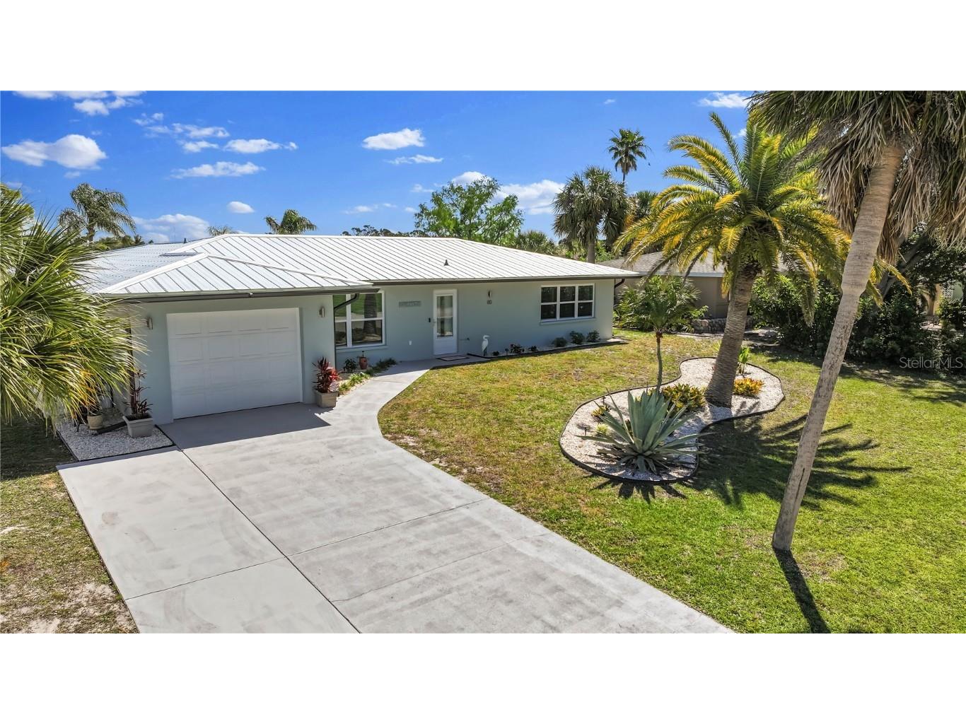80 Rotonda Circle Rotonda West FL 33947 D6135960 image1