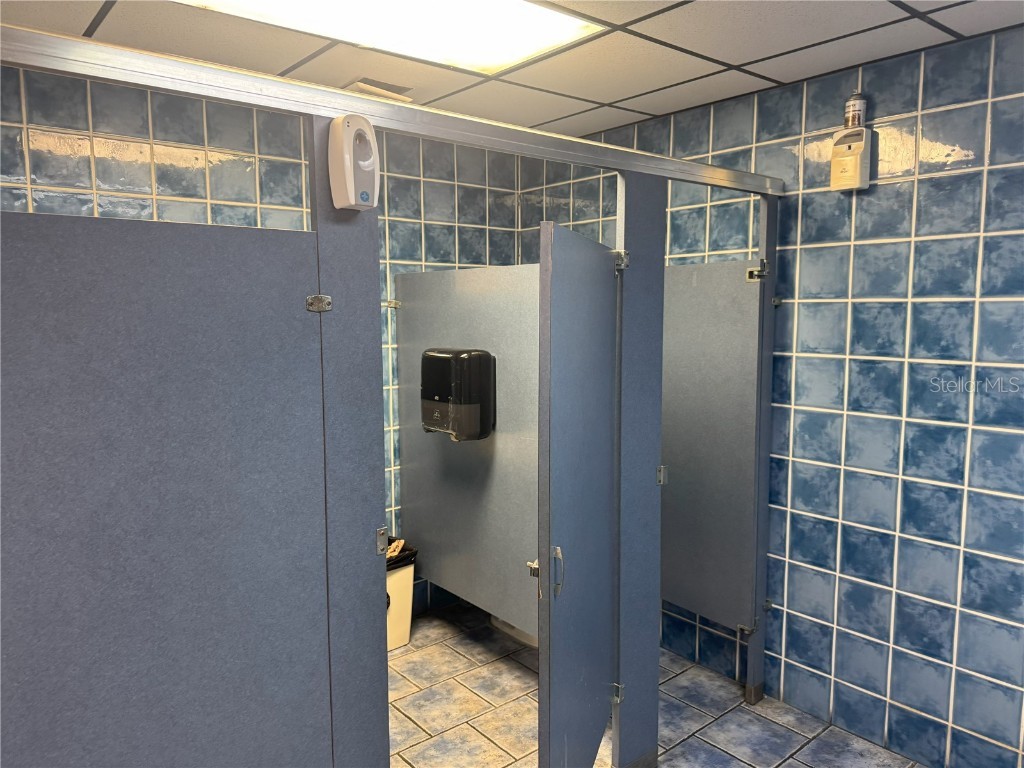 80 W Live Oak Street Tarpon Springs FL 34689 TB8390158 image14