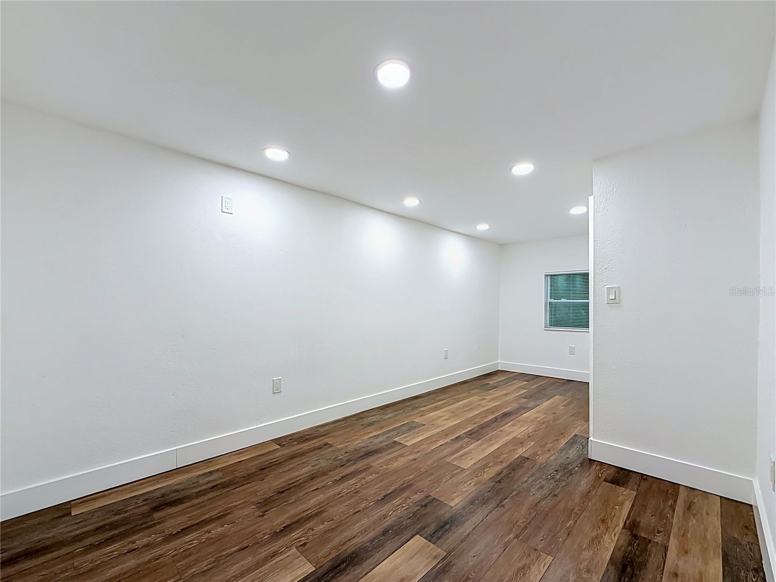 800 15th Avenue S Saint Petersburg FL 33701 TB8521353 image23