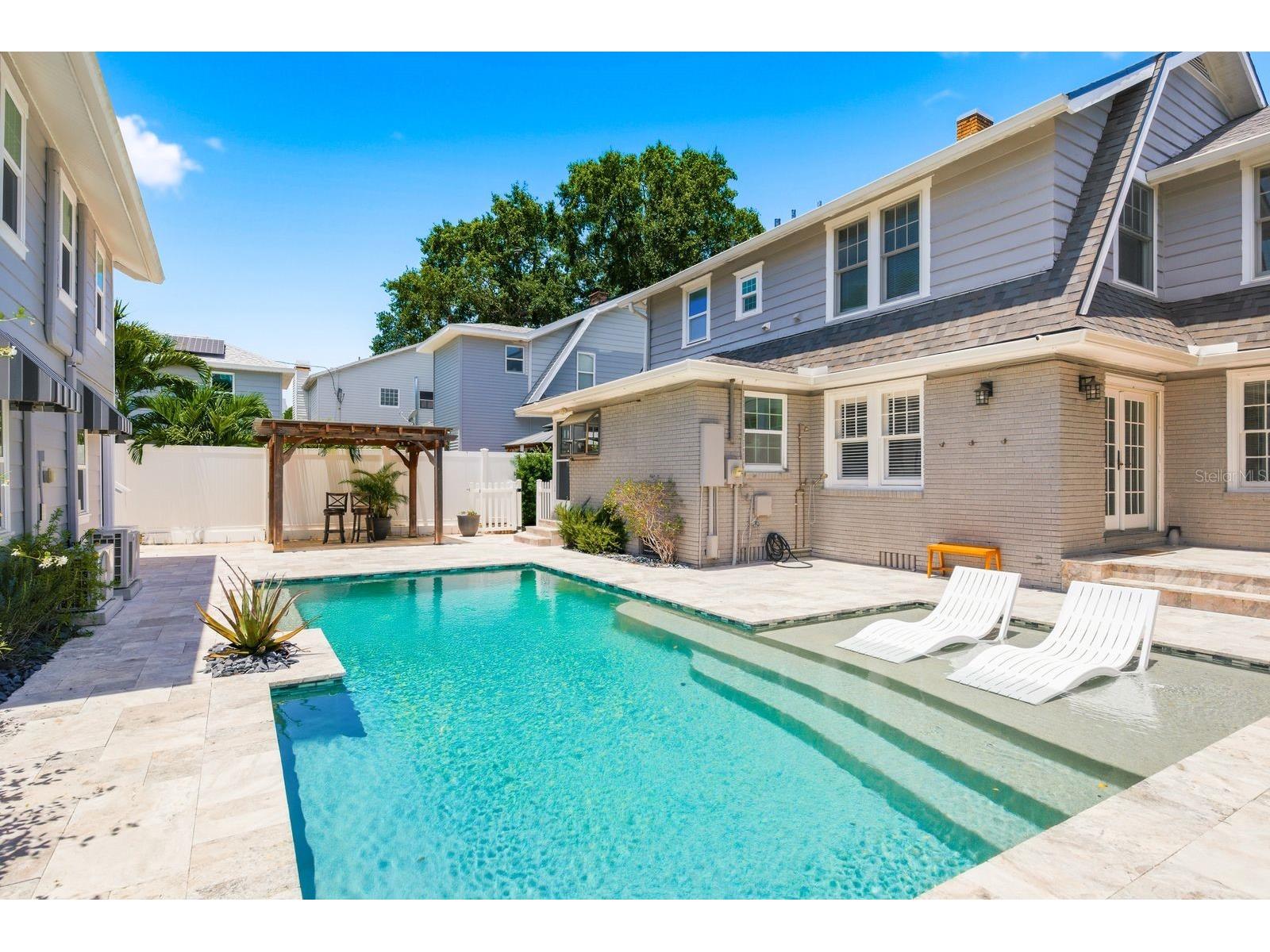 800 18th Avenue N Saint Petersburg FL 33704 TB8481065 image2