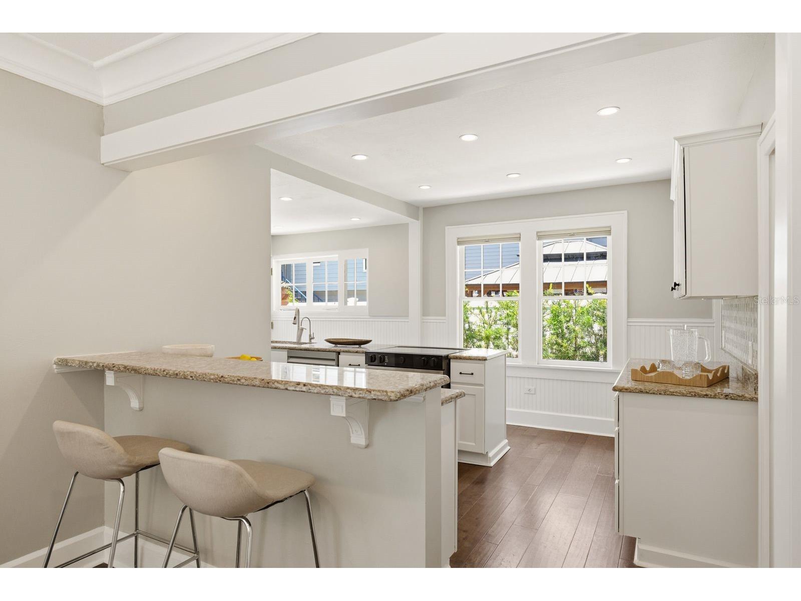 800 18th Avenue N Saint Petersburg FL 33704 TB8481065 image23