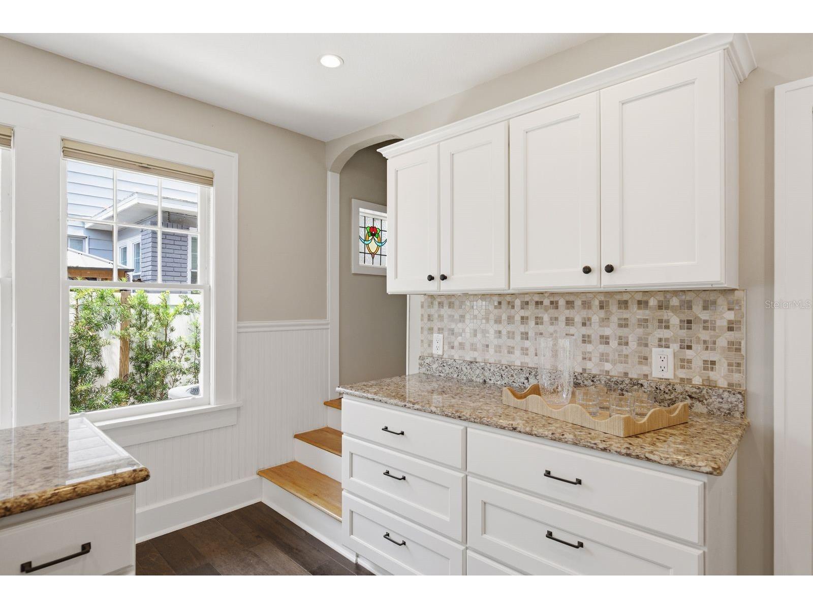 800 18th Avenue N Saint Petersburg FL 33704 TB8481065 image25