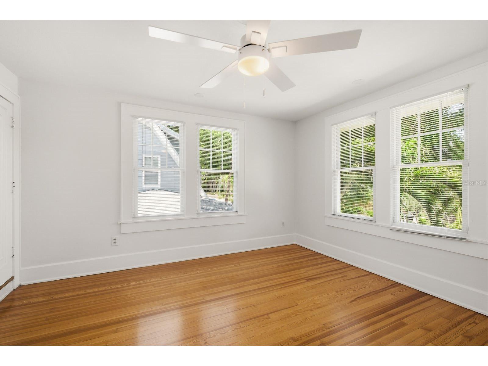 800 18th Avenue N Saint Petersburg FL 33704 TB8481065 image42