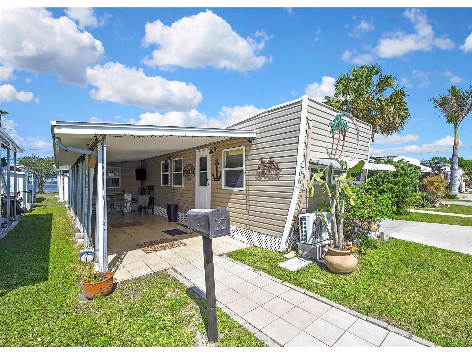 800 32nd Avenue S #606 Saint Petersburg FL 33705 TB8505505 image2