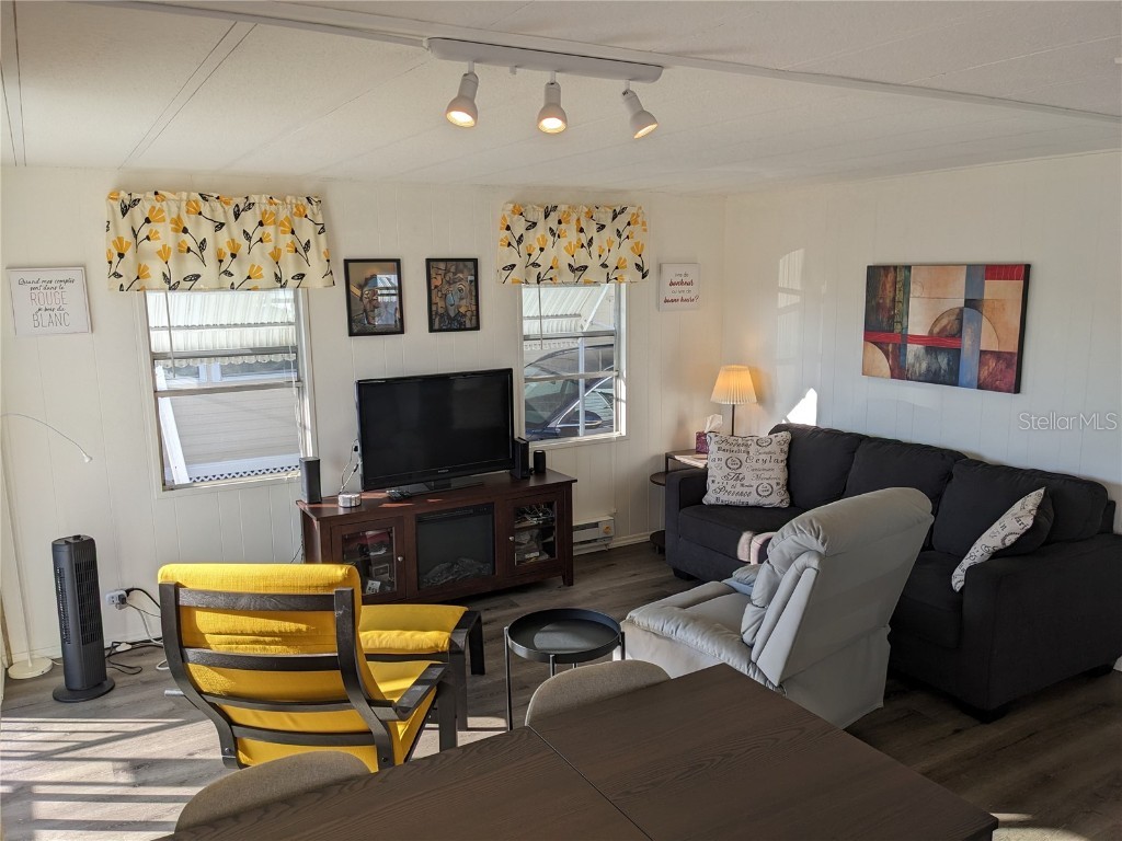 800 32nd Avenue S #612 Saint Petersburg FL 33705 TB8451372 image5