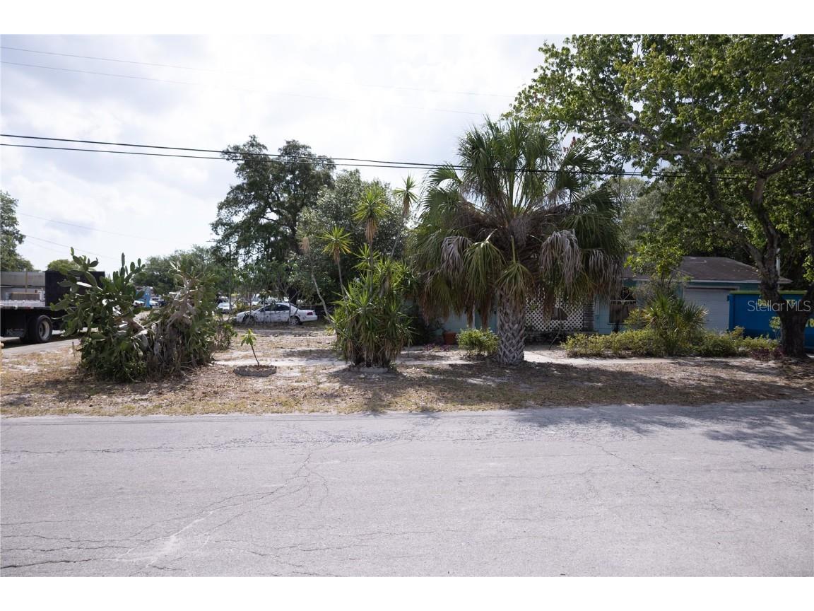 800 51st Street S Gulfport FL 33707 U8160958 image1