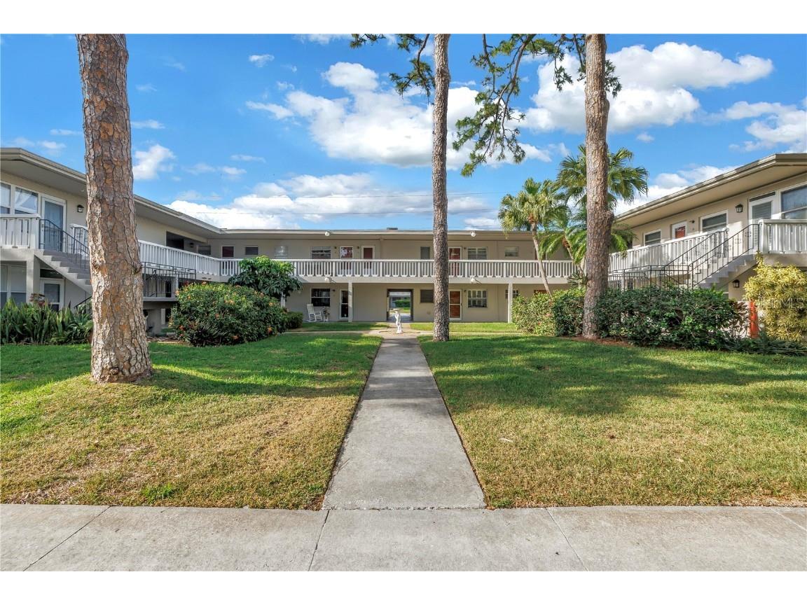 800 71st Avenue N #10 Saint Petersburg FL 33702 TB8409483 image30