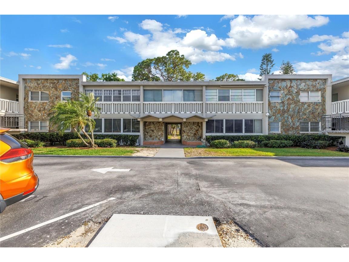 800 71st Avenue N #10 Saint Petersburg FL 33702 TB8409483 image31