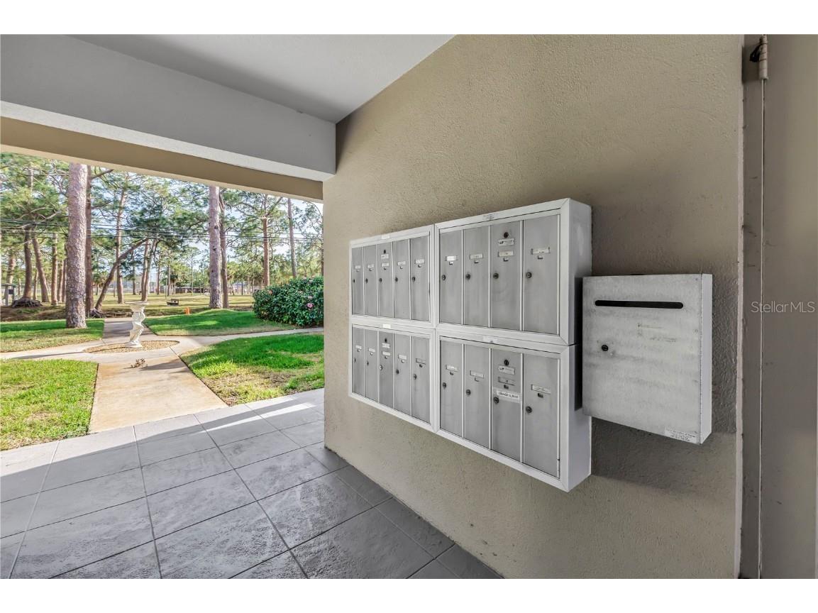 800 71st Avenue N #10 Saint Petersburg FL 33702 TB8409483 image42