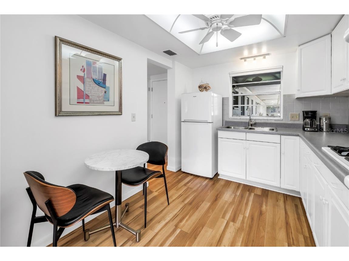 800 71st Avenue N #10 Saint Petersburg FL 33702 TB8409483 image7