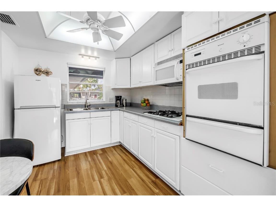 800 71st Avenue N #10 Saint Petersburg FL 33702 TB8409483 image8