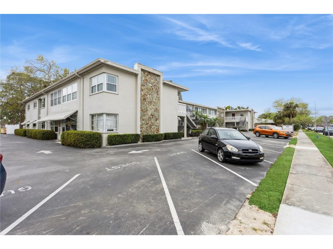 800 71st Avenue N #8 Saint Petersburg FL 33702 TB8354271 image2