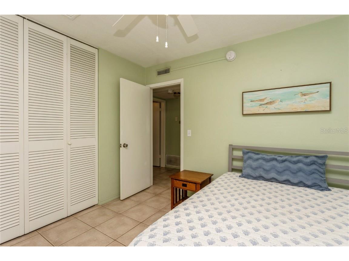 800 71st Avenue N #8 Saint Petersburg FL 33702 TB8354271 image20