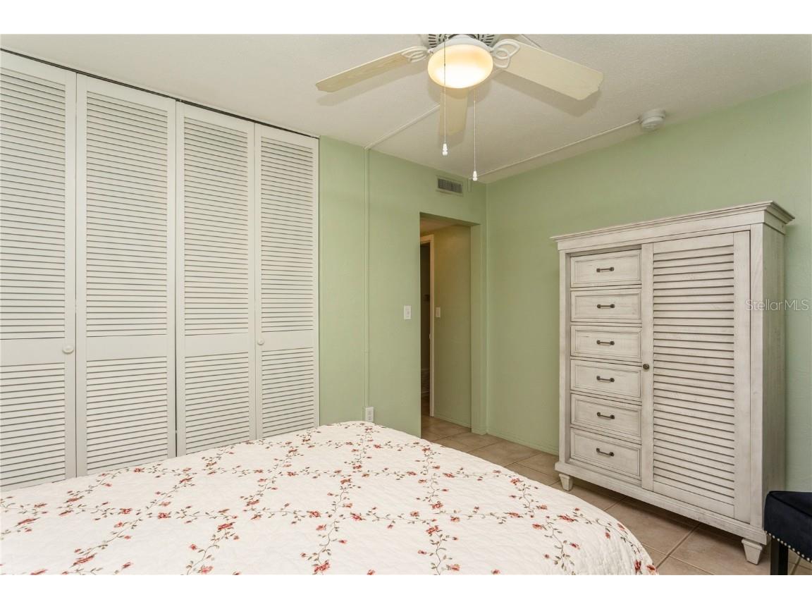 800 71st Avenue N #8 Saint Petersburg FL 33702 TB8354271 image23