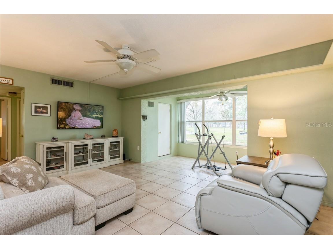 800 71st Avenue N #8 Saint Petersburg FL 33702 TB8354271 image6