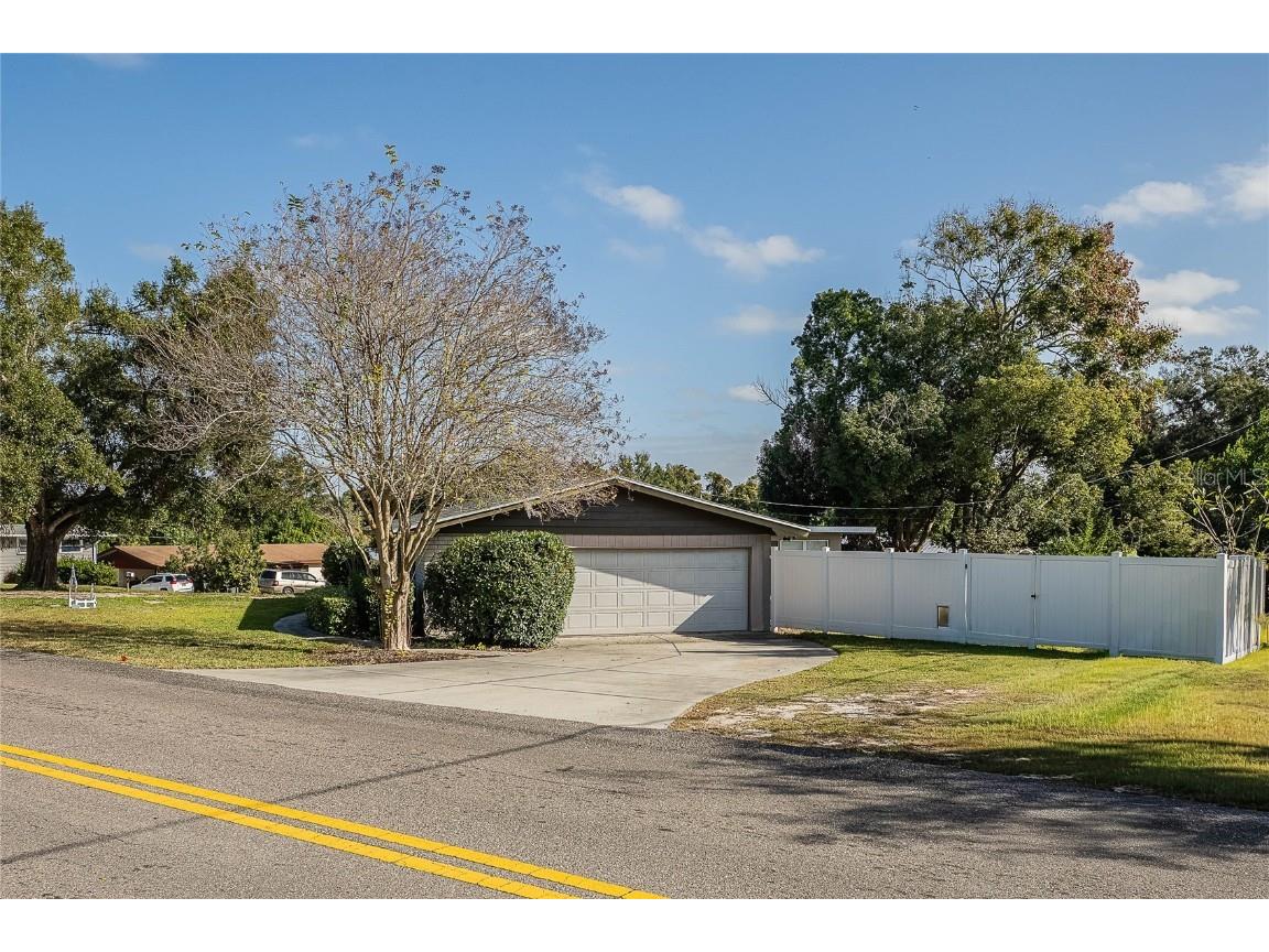 800 Avenue L SE Winter Haven FL 33880 TB8457206 image1