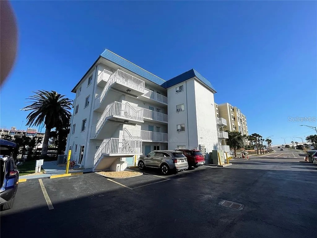 800 Bayway Boulevard #26 Clearwater Beach FL 33767 TB8496979 image1
