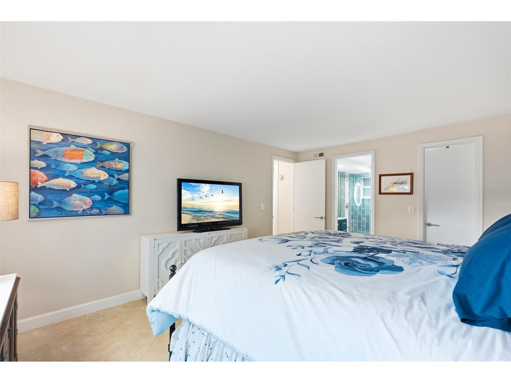 800 Benjamin Franklin Drive #110 Sarasota FL 34236 A4680696 image15