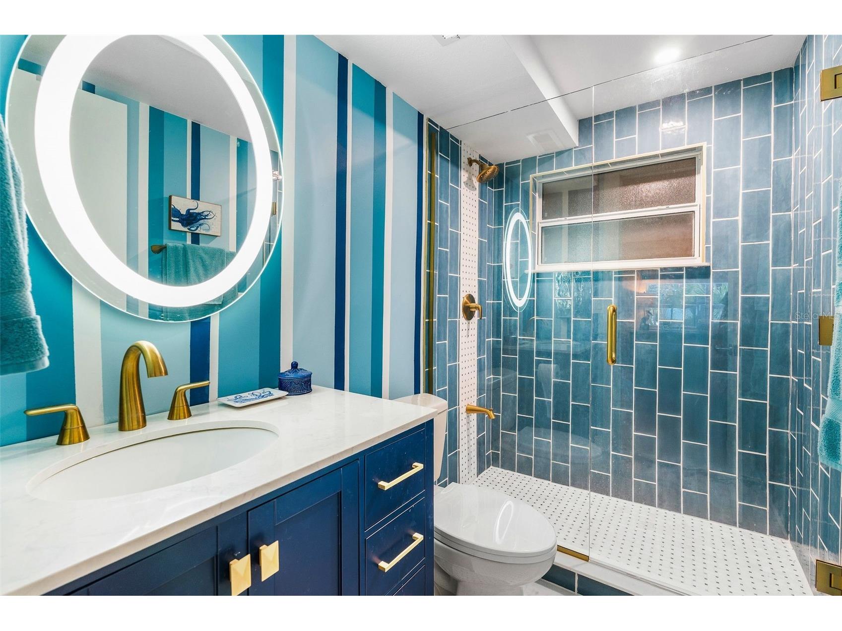 800 Benjamin Franklin Drive #110 Sarasota FL 34236 A4680696 image16