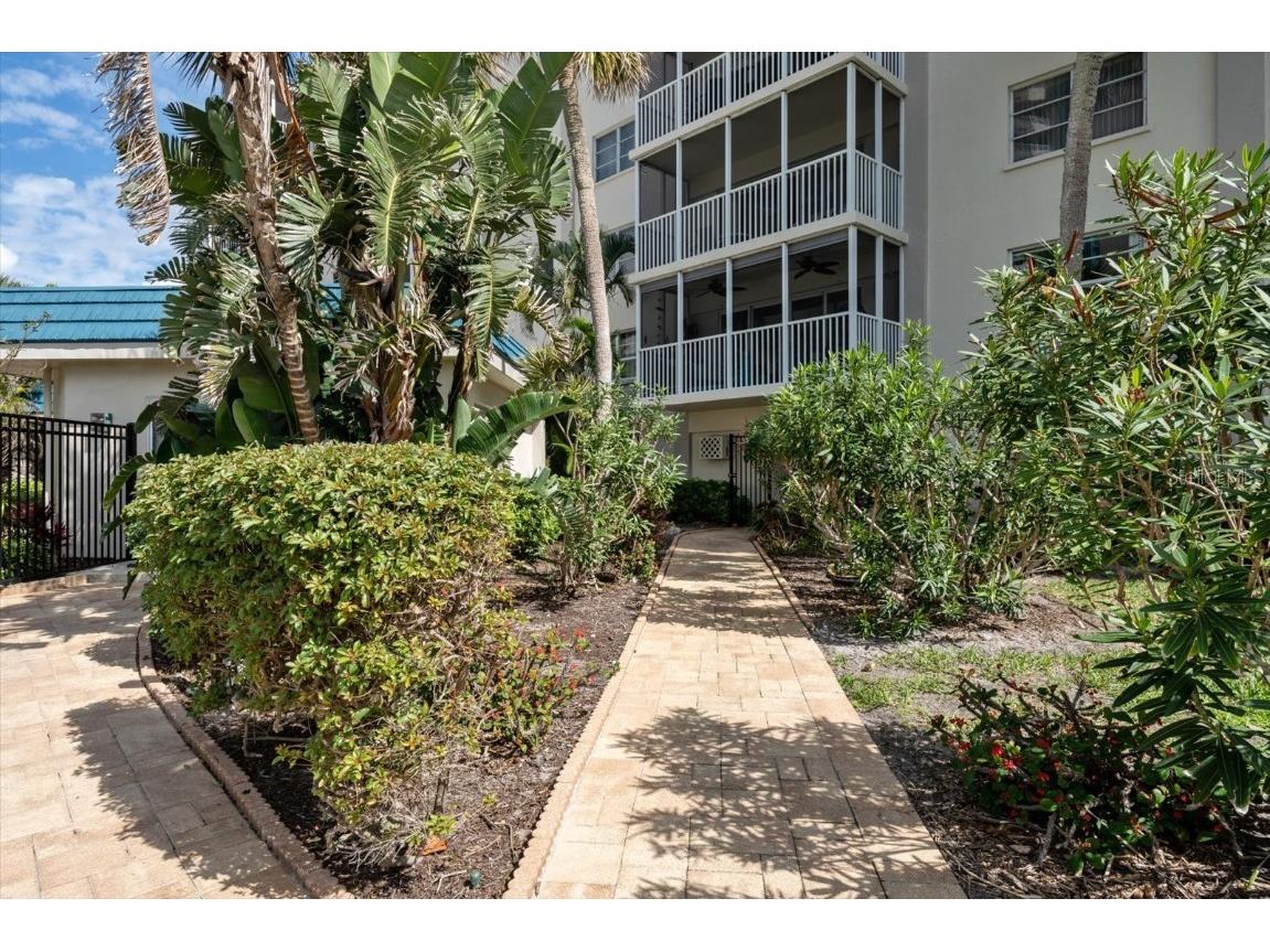 800 Benjamin Franklin Drive 206, Sarasota, FL, 34236 MLS A4602466