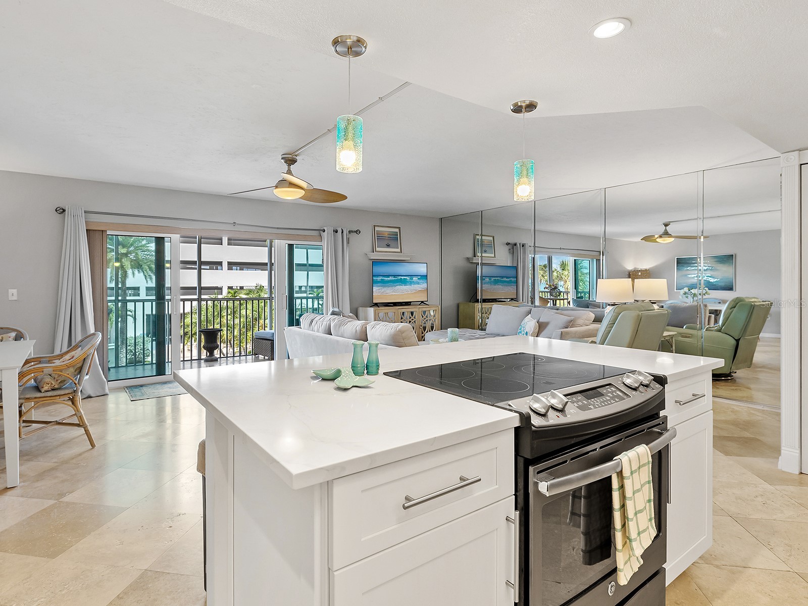 800 Benjamin Franklin Drive #304 Sarasota FL 34236 A4694518 image10