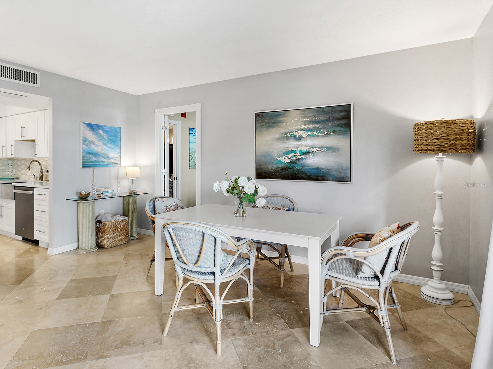 800 Benjamin Franklin Drive #304 Sarasota FL 34236 A4694518 image18