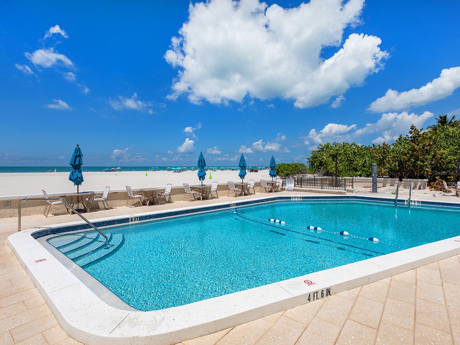 800 Benjamin Franklin Drive #304 Sarasota FL 34236 A4694518 image37