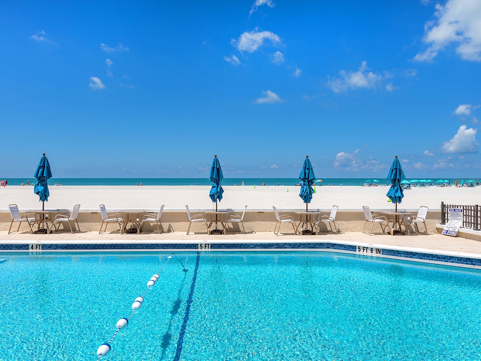 800 Benjamin Franklin Drive #304 Sarasota FL 34236 A4694518 image38