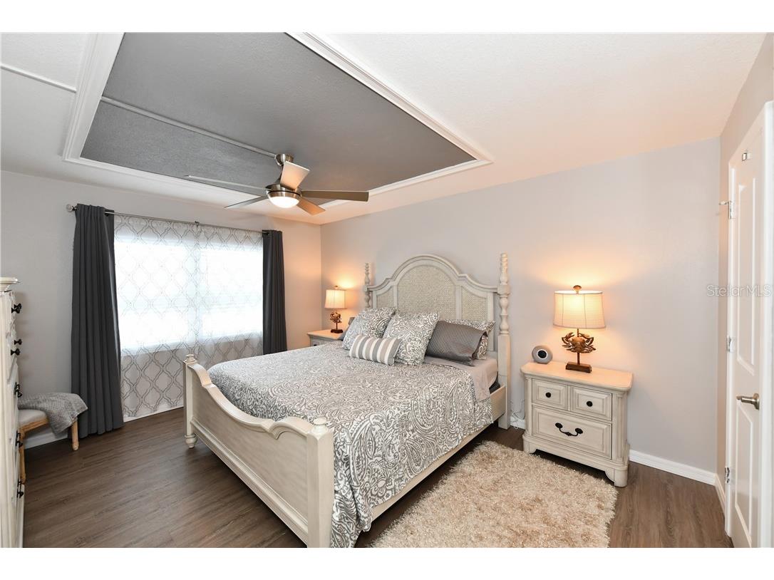 800 Benjamin Franklin Drive #403 Sarasota FL 34236 T3194049 image18