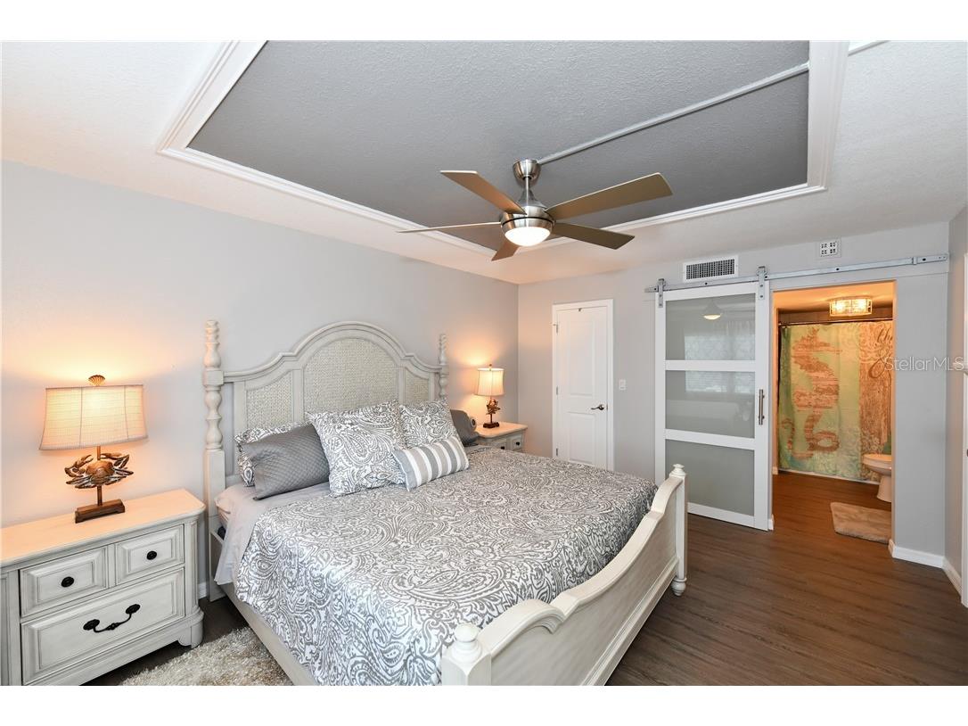 800 Benjamin Franklin Drive #403 Sarasota FL 34236 T3194049 image19