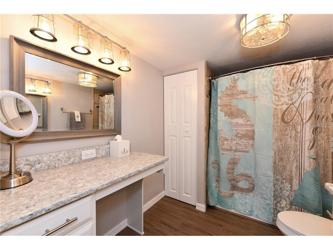 800 Benjamin Franklin Drive #403 Sarasota FL 34236 T3194049 image21