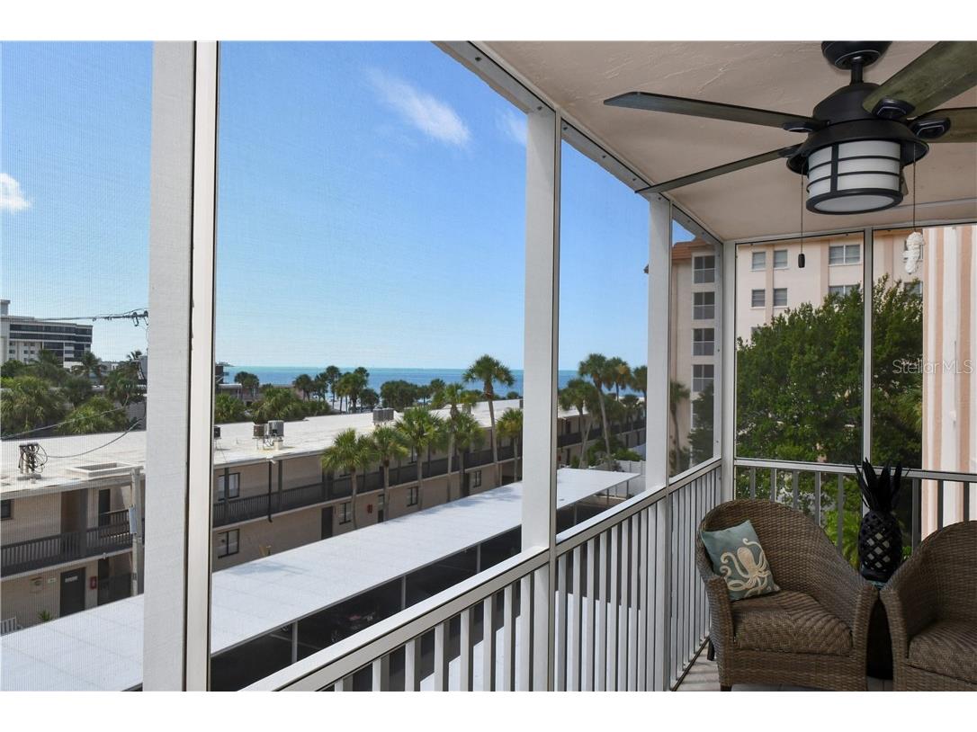 800 Benjamin Franklin Drive #403 Sarasota FL 34236 T3194049 image24