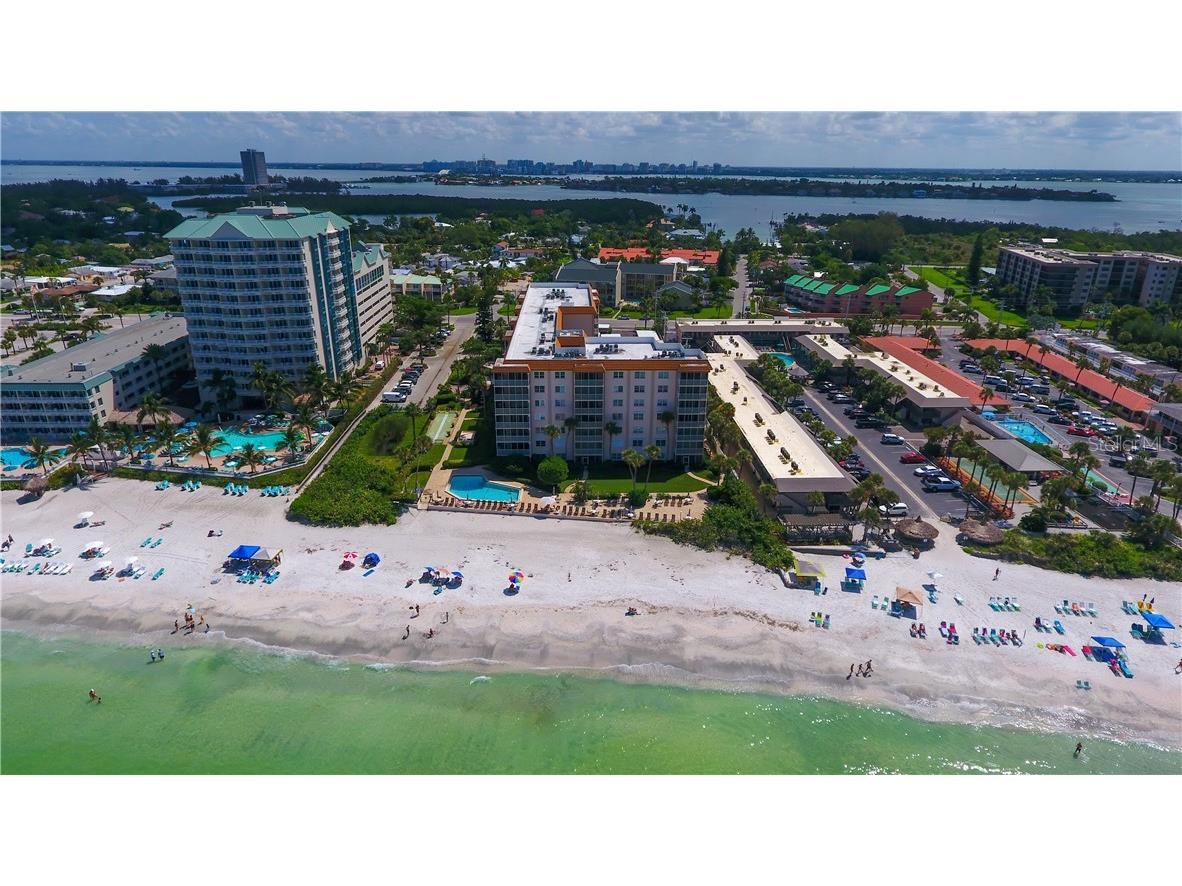 800 Benjamin Franklin Drive #403 Sarasota FL 34236 T3194049 image29