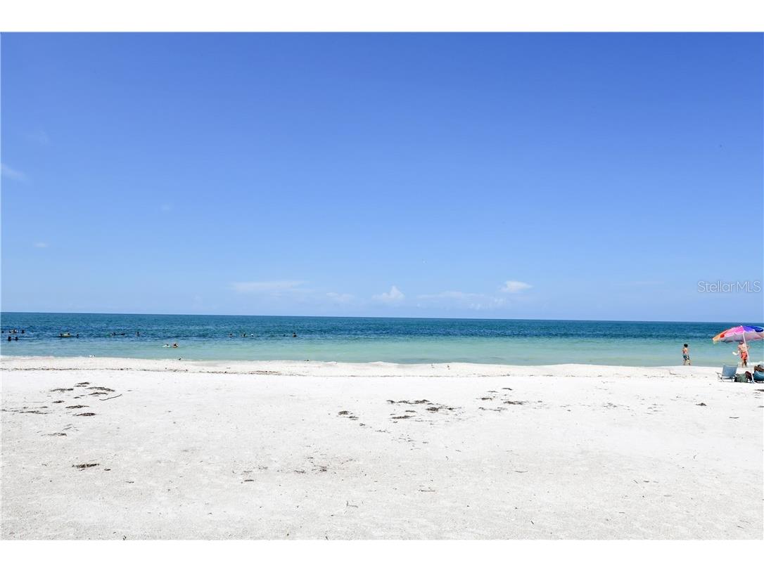 800 Benjamin Franklin Drive #403 Sarasota FL 34236 T3194049 image33